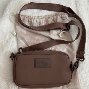 Dagne Dover - Mara phone sling in Dune